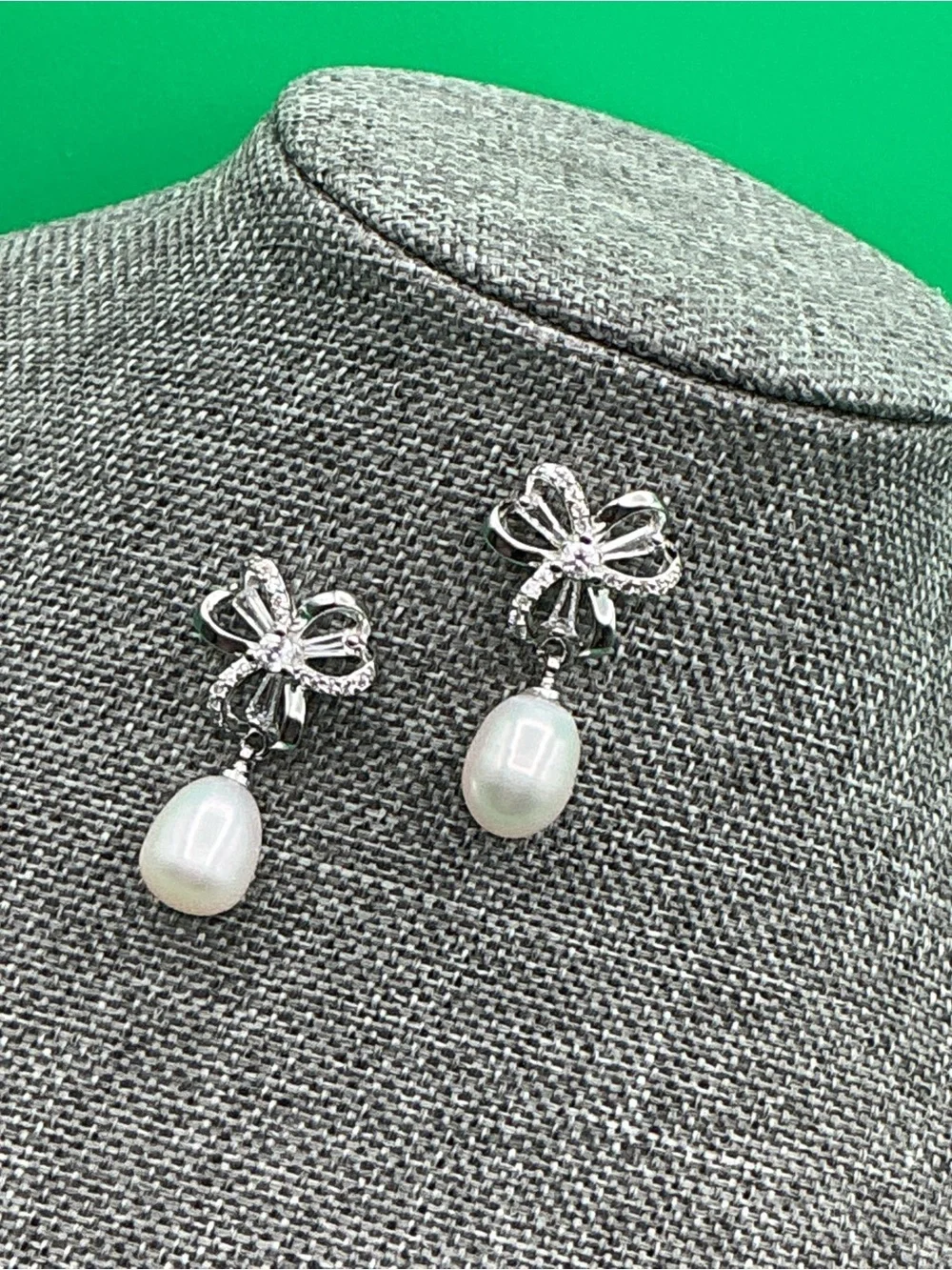 Pearl Drop Stud Earrings - S925 Silver plated